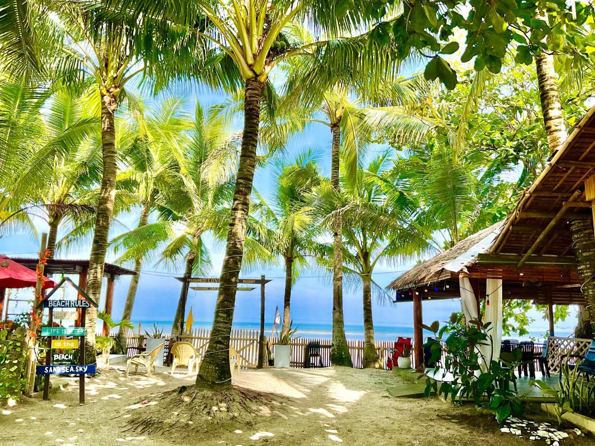 Treasure Beach Resort Carles Екстер'єр фото
